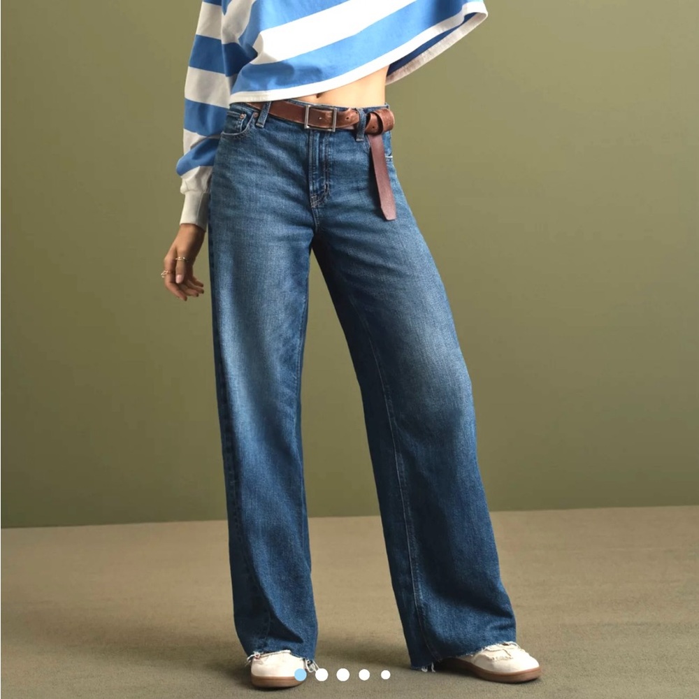 AE Dreamy Drape Stretch Super High-Waisted Baggy Wide Leg Jeans 12 Long 31w